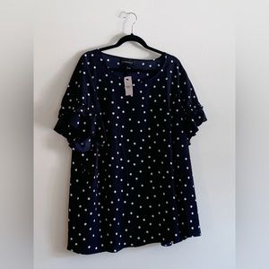Lane Bryant size 24 flutter-sleeve blouse. Navy blue w/ white polka dots.